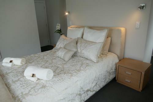 Luxury Ludemann Lodge