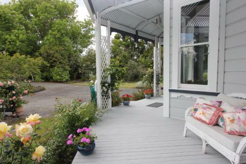 Bed & Breakfast Pukepapa Lodge