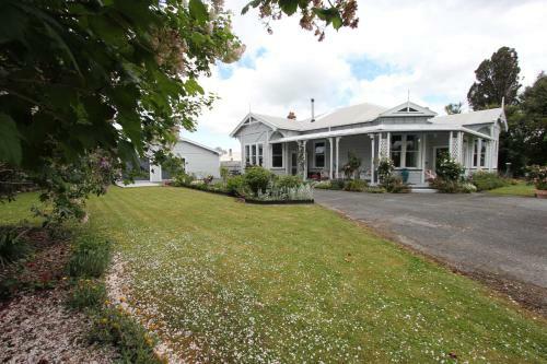 Bed & Breakfast Pukepapa Lodge