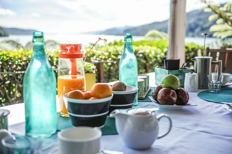 Bed & Breakfast Tirimoana House