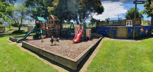 Motel Clutha Gold Cottages
