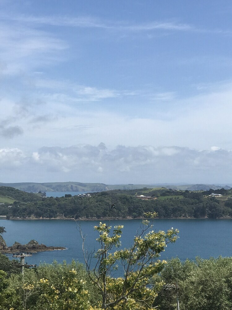 Waiheke Escape - Oneroa