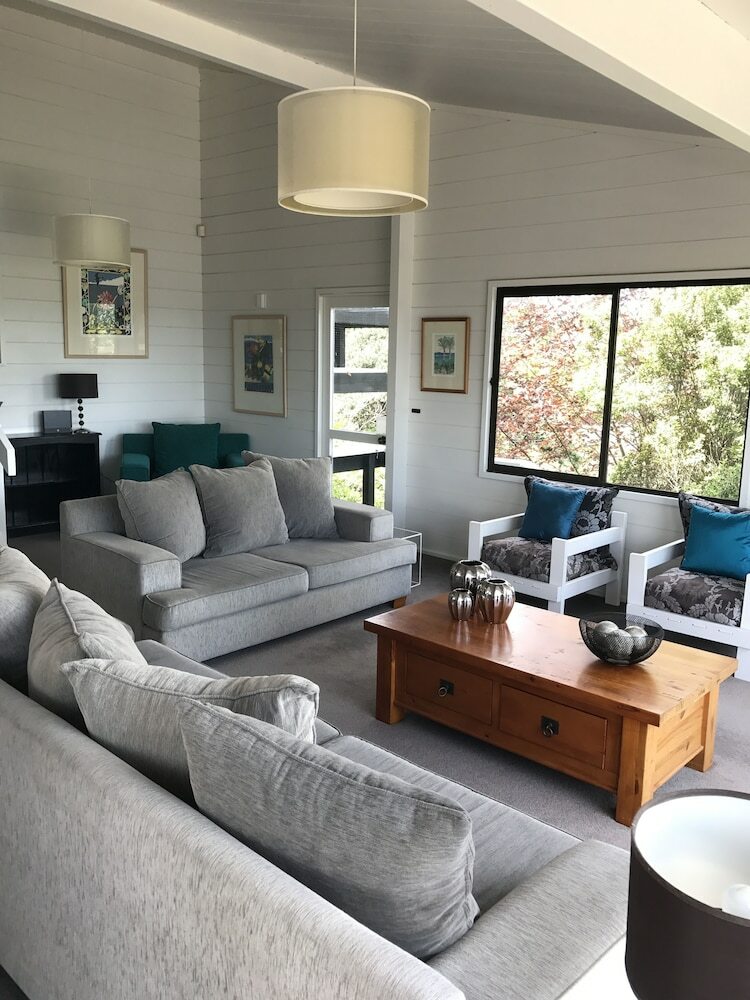 Waiheke Escape - Oneroa