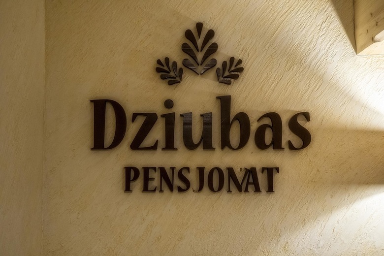 Hostal Pensjonat Dziubas