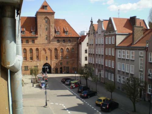 H&t Apartament Przy Starym ?urawiu
