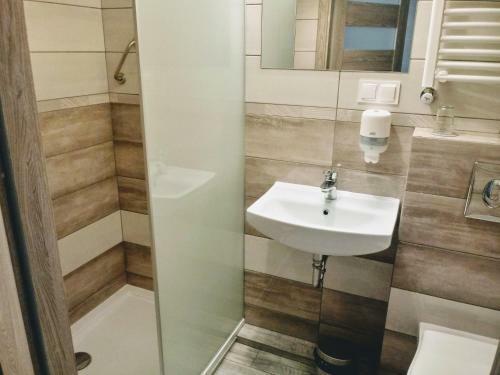 Hotel Mi?osz Fitness & Spa