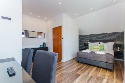 Hostal Miramar (adults Only)