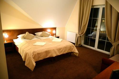 Hotel Dworek Jamne?ski