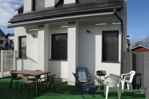 Hostal Dworek ?eba