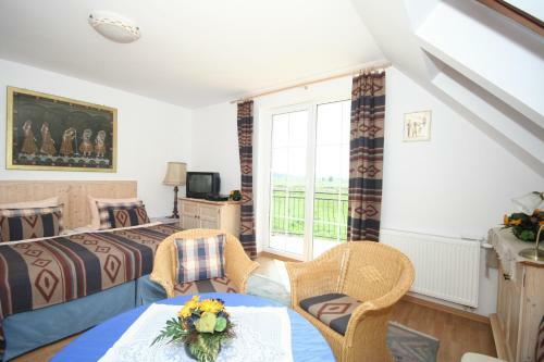 Hostal Dworek ?eba