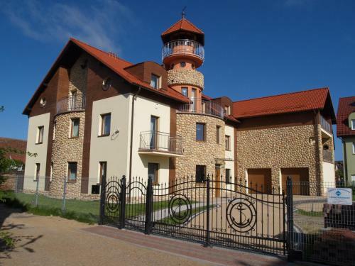 Villa Willa Latarnik