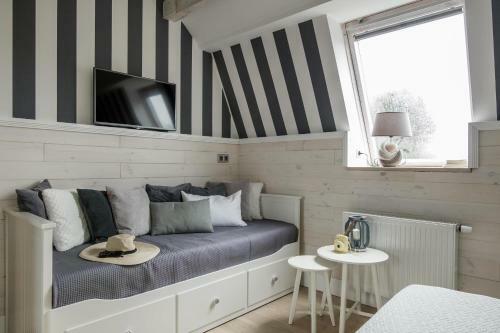 Hostal Willa B??kit Hotel & Restauracja By Dorota Szel?gowska