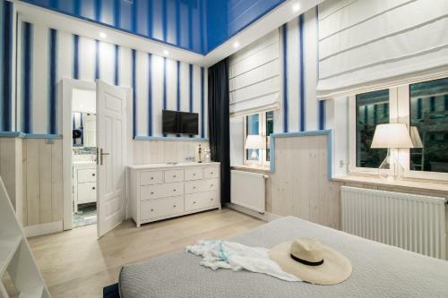 Hostal Willa B??kit Hotel & Restauracja By Dorota Szel?gowska