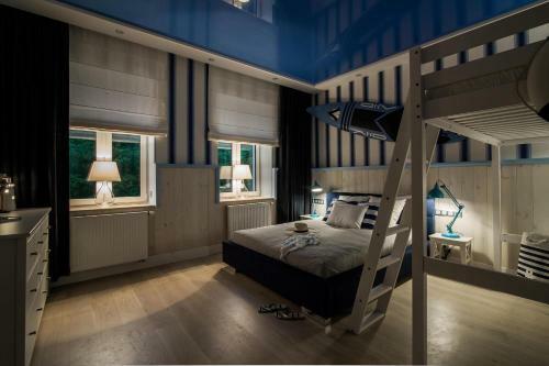 Hostal Willa B??kit Hotel & Restauracja By Dorota Szel?gowska