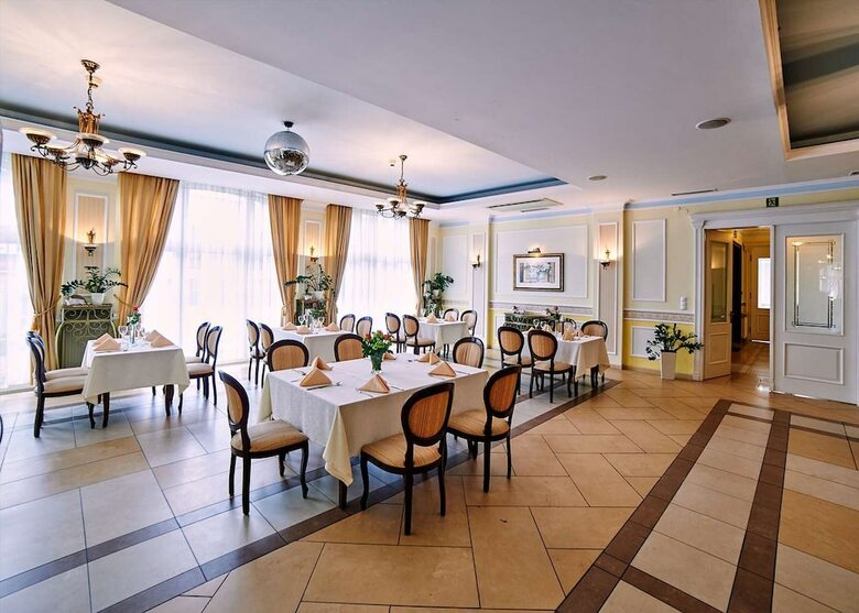 Hotel Villa Royal