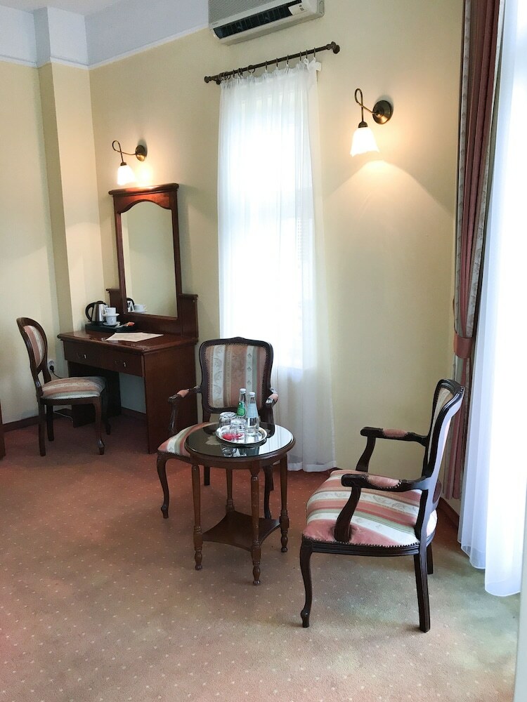 Hotel Villa Royal