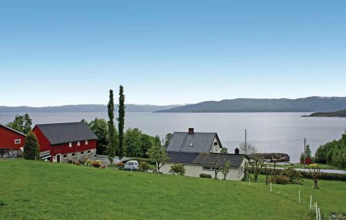 Holiday Home V�gstranda Hjelvik
