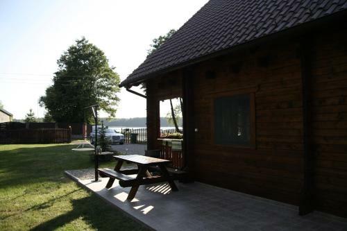 Lakeside Cottage