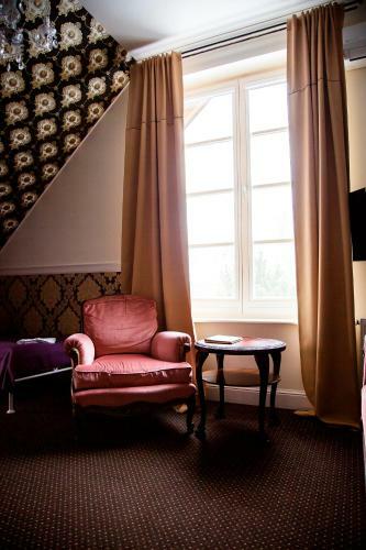 Hostal Dw�r Z?otopolska Dolina Mansion House