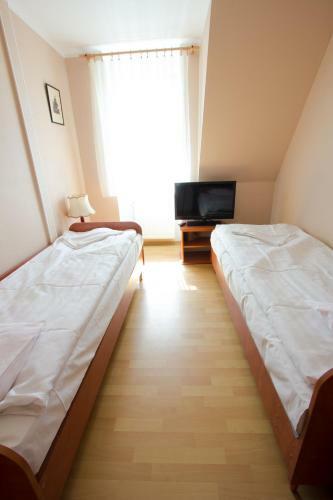 Hostal Pensjonat Per?a Wise?ka