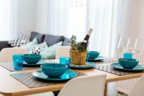 Equilibrium Apartments
