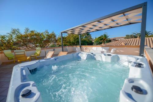 Ria Alvor Luxurious Golfview Villa