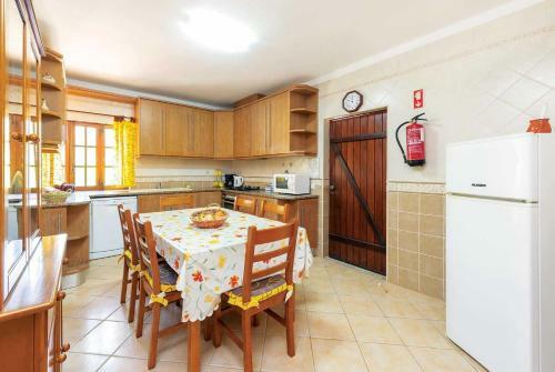 Terras Novas Villa Sleeps 6 Air Con Wifi