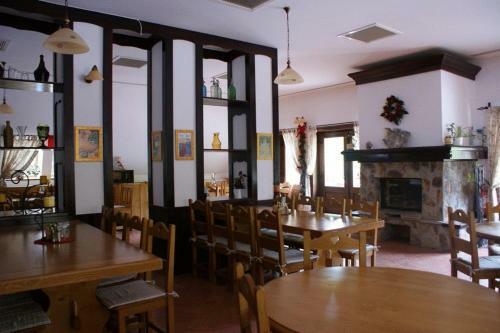 Hostal Casa Motului B&B