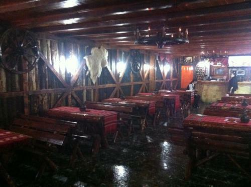 Hostal Pensiunea Adriano