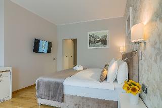 New Era Hotel