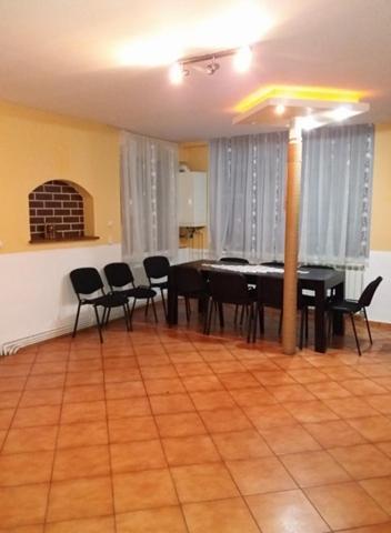 Hostal Casa Floare De Colt