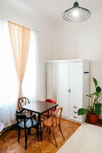 Mathe Apartments 3
