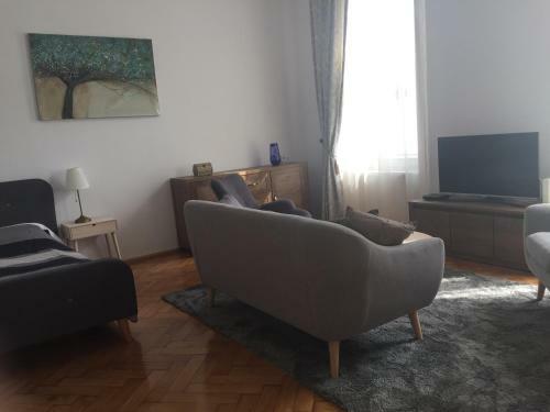 Old Town Central Apartament