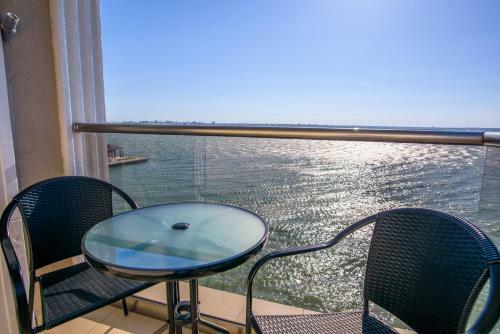 Apartamento Cosmina Residence