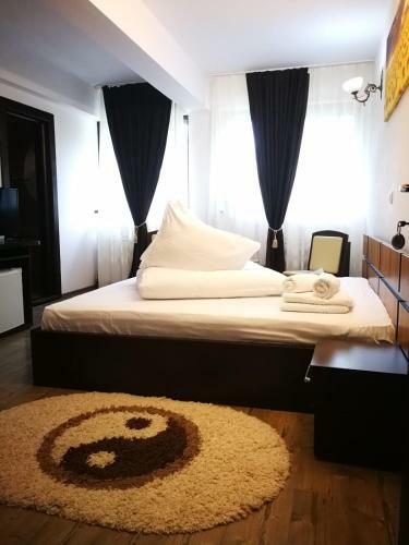 Hostal Casa Cu Flori