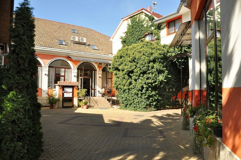 Hotel Cardinal