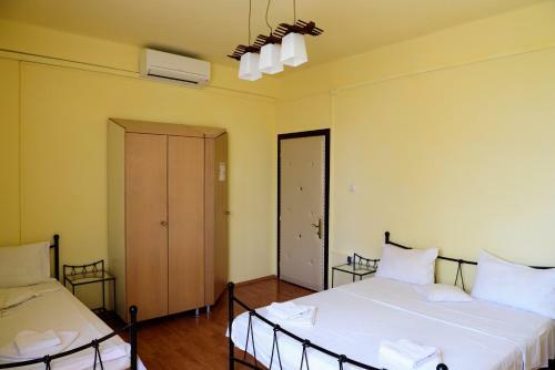 Hostal Pensiunea Tranzit