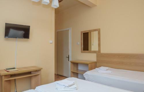 Hostal Pensiunea Tranzit