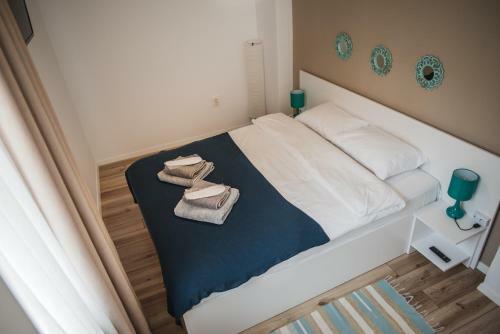 Oldies Apartment