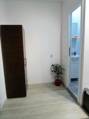 Hostal Paris Central Home