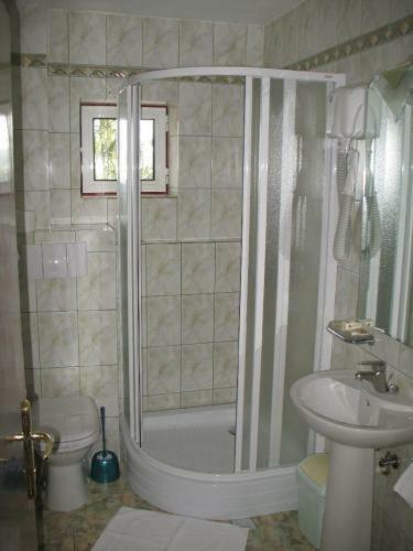 Hostal Vila Carina