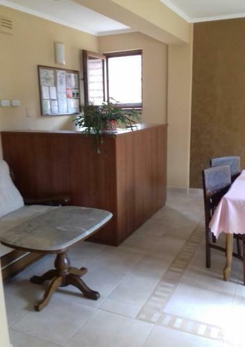 Hostal Pensiunea Damiris