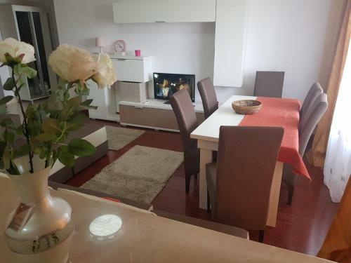 Divan Residence Apartments
