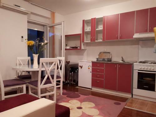 Mila Apartmani