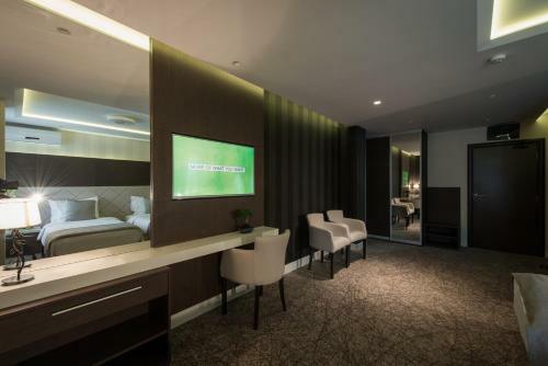 Garni Hotel Aveny