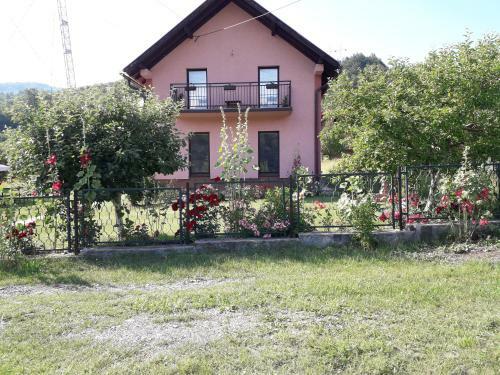 Hostal Rooms Violeta