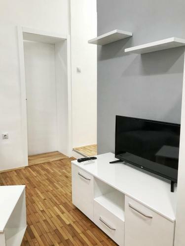 Kiki Apartment 7 Juli