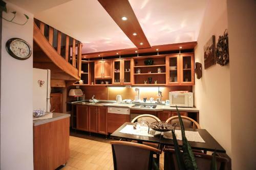 Magic Apartment