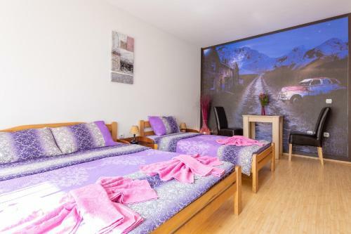 Hostal Guesthouse Sunny