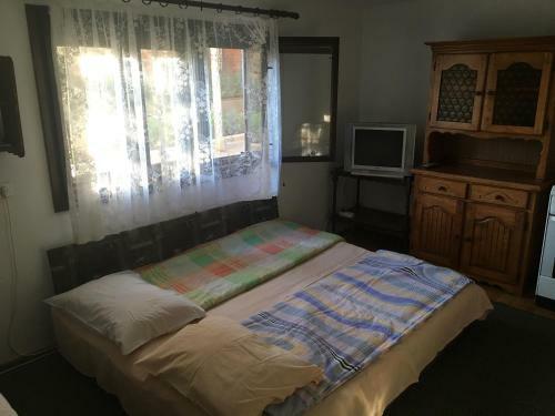 Hostal Guest House Nada